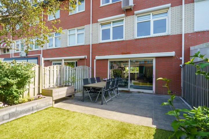 Foto 41 van Cornelis Matelieffstraat 56