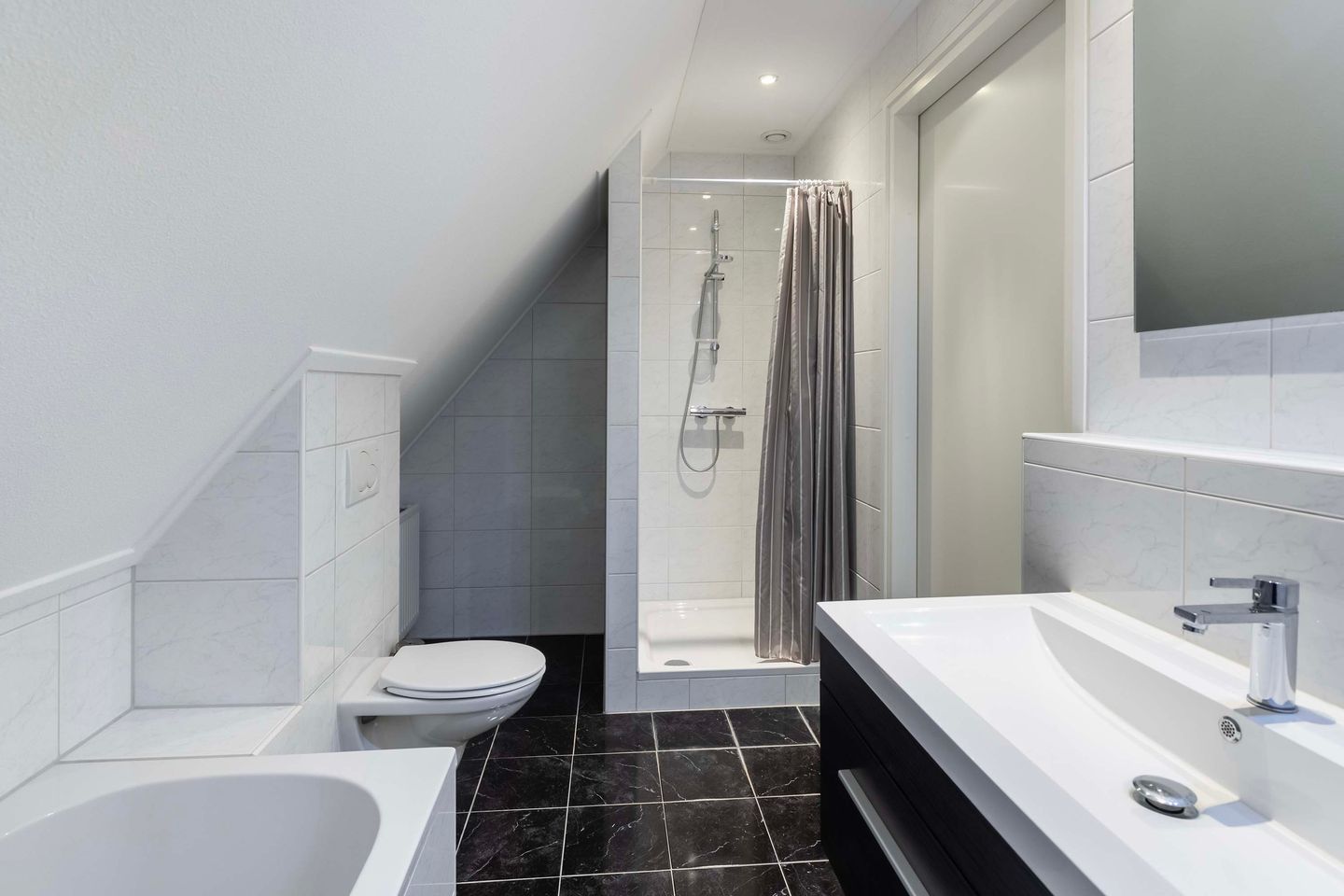 Foto 50 van Nijbroekseweg 14-B