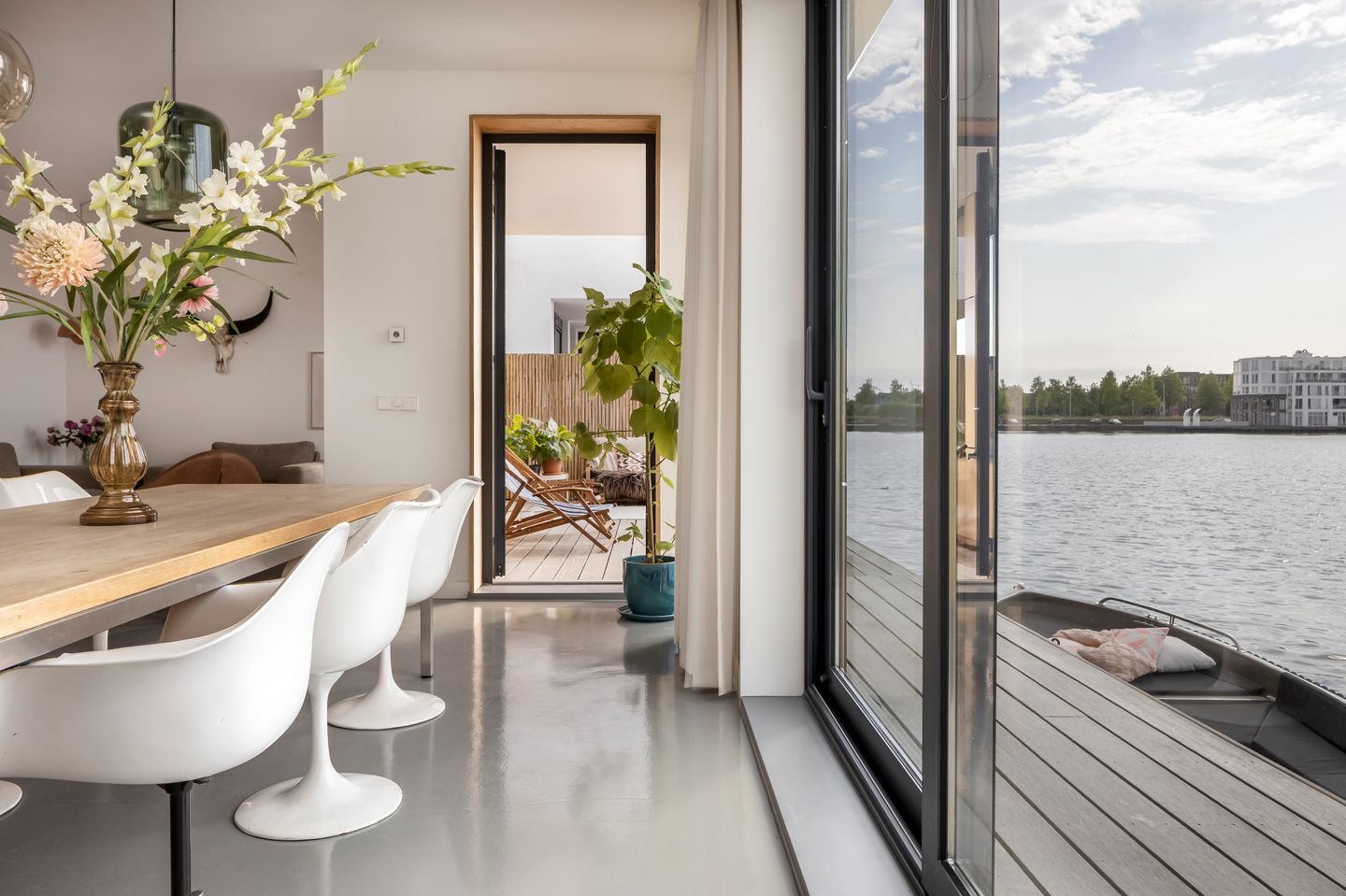 Foto 5 van Schokkerjachtdijk 15