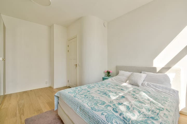 Photo 21 of Eerste Hugo de Grootstraat 1-2