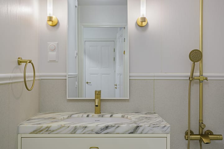 Photo 28 of Eerste Hugo de Grootstraat 1-2