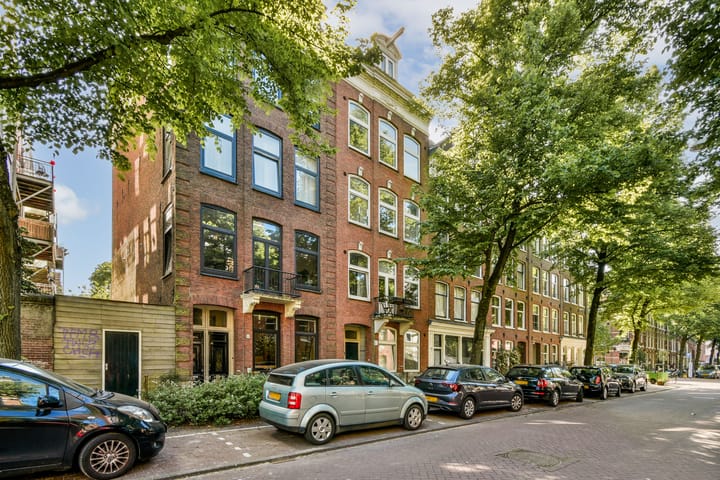 Photo 33 of Eerste Hugo de Grootstraat 1-2