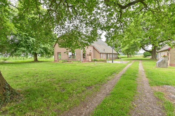 Foto 7 van Dorpsstraat 1