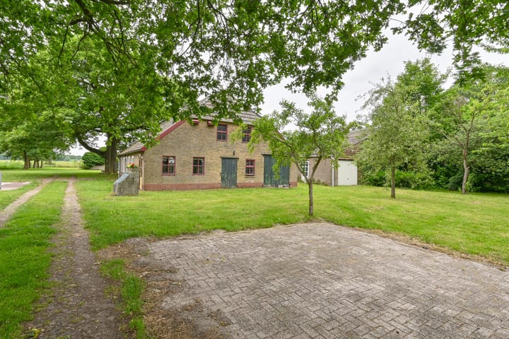 Foto 68 van Dorpsstraat 1