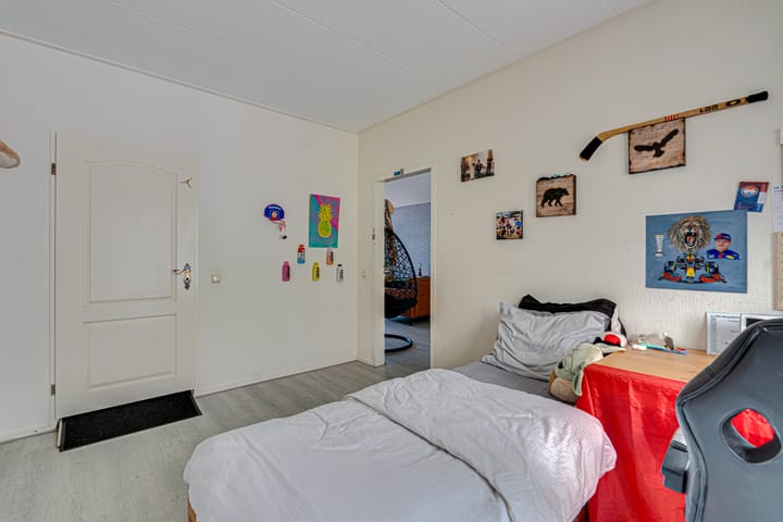 Photo 26 of Voorstraat 36