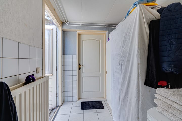 Photo 29 of Voorstraat 36