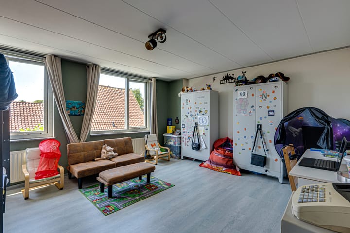 Photo 33 of Voorstraat 36