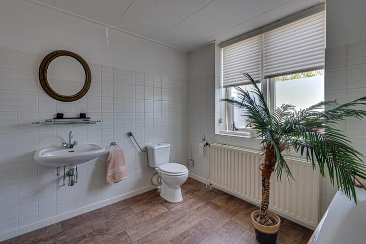 Photo 43 of Voorstraat 36