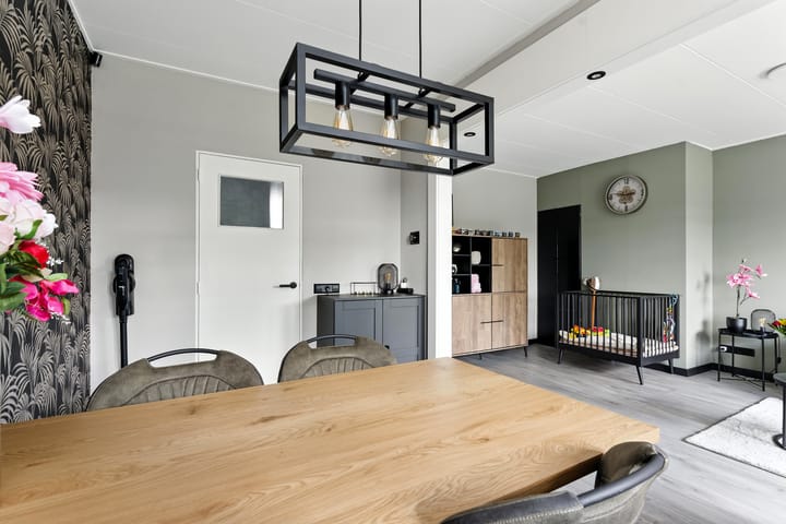 Foto 17 van Van Eesterensingel 27