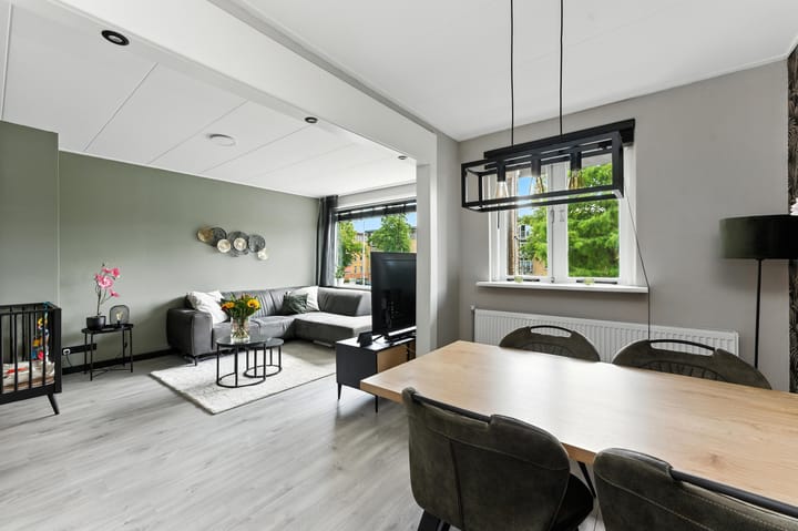 Foto 18 van Van Eesterensingel 27