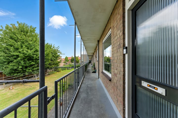 Foto 30 van Van Eesterensingel 27