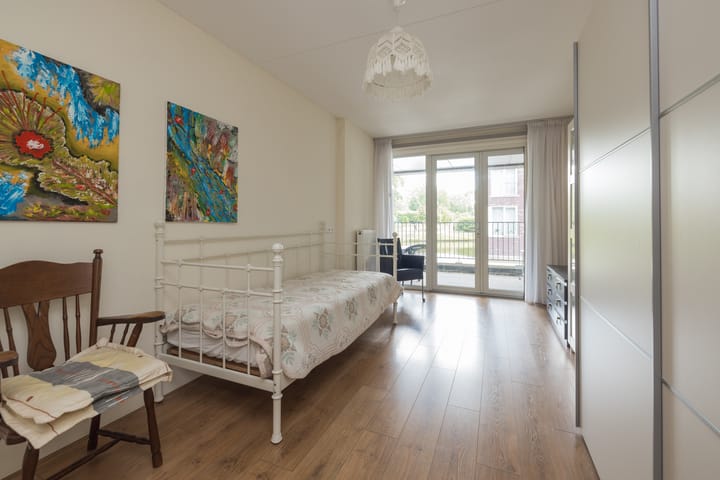 Photo 24 of Agneshove 42