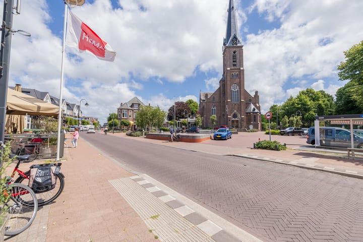 Photo 39 of Agneshove 42