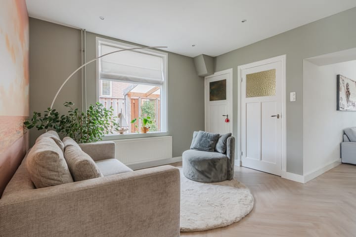 Foto 9 van Parallelweg West 12