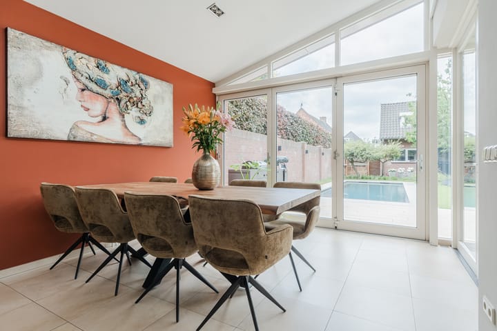 Foto 12 van Parallelweg West 12