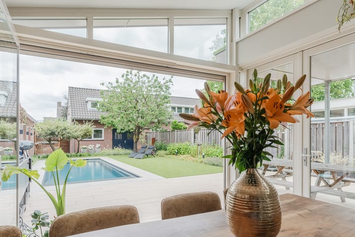 Foto 34 van Parallelweg West 12