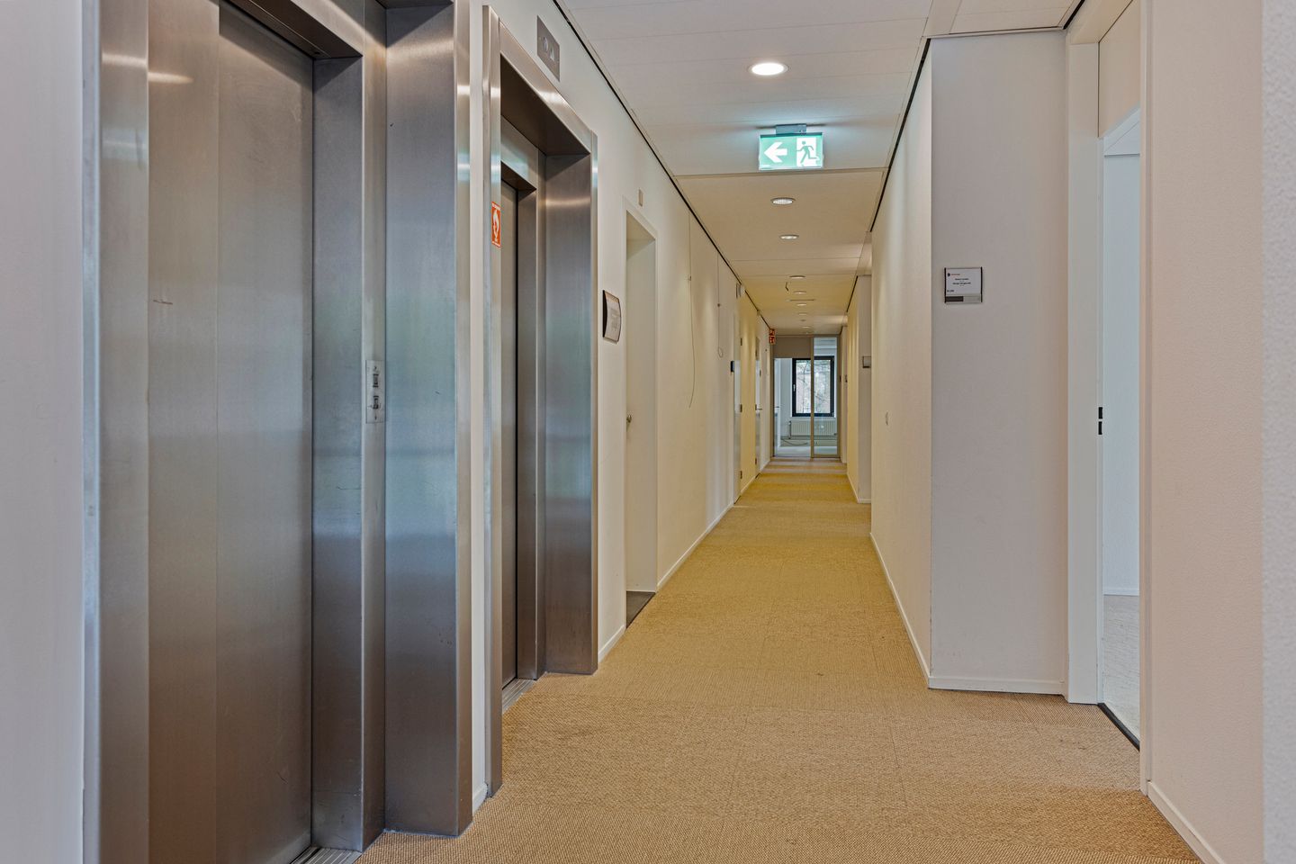 View photo 4 of van Schaeck Mathonsingel 4