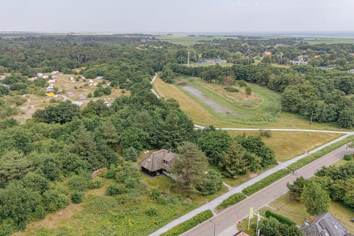 Photo 37 of Badweg 16