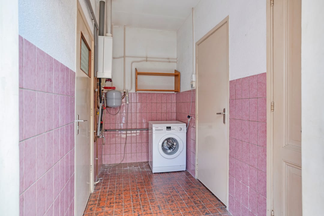 Photo 8 of Spoorstraat 214