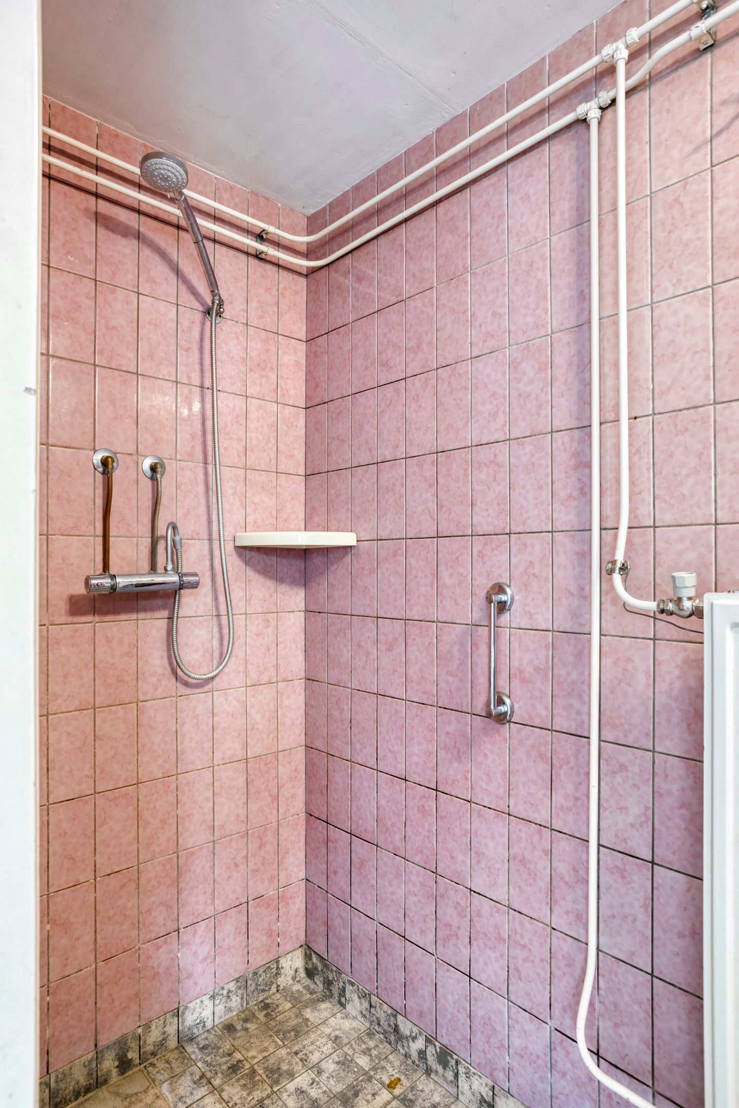 Photo 12 of Spoorstraat 214