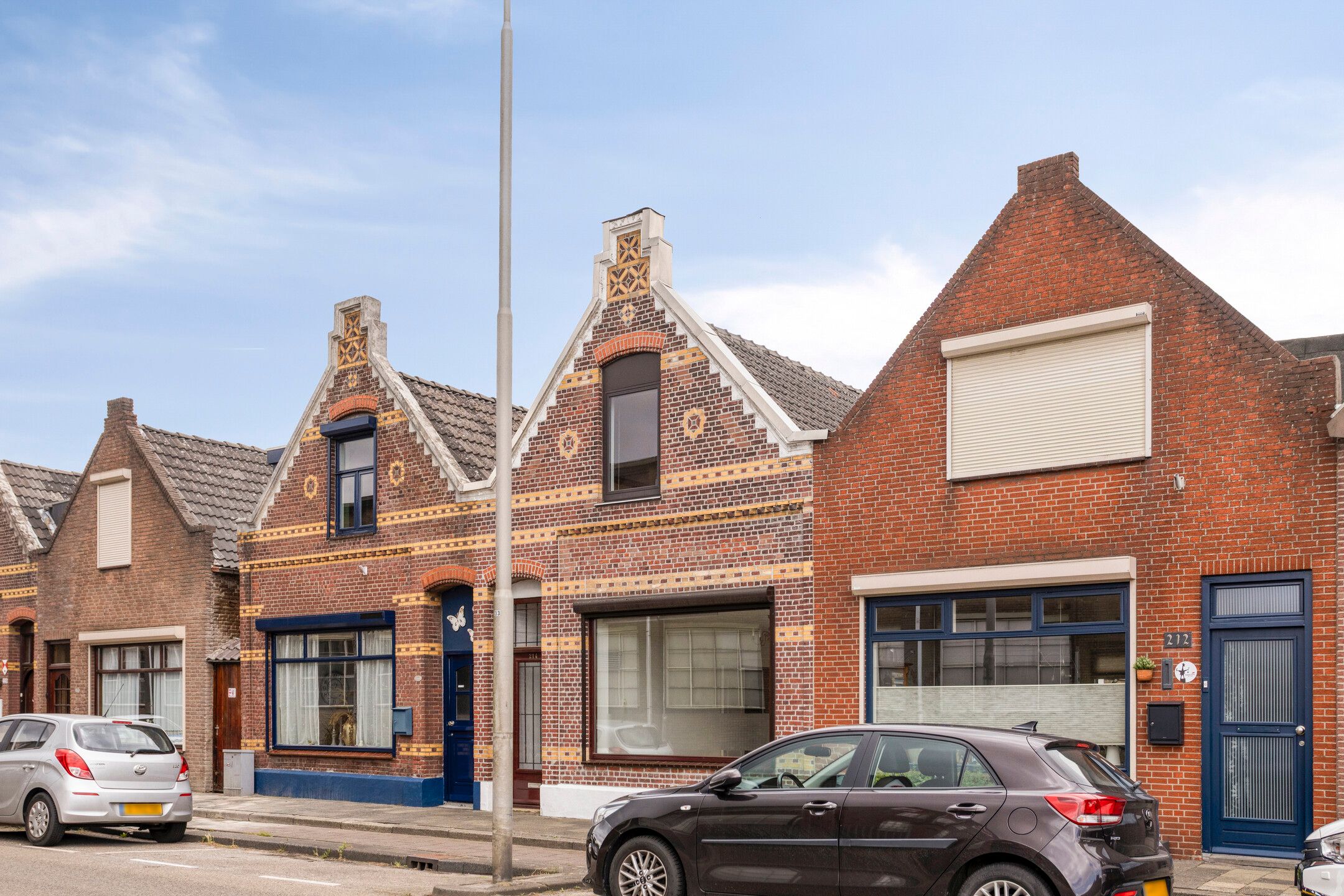 Photo 27 of Spoorstraat 214