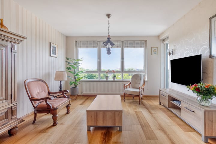 Photo 14 of Tamarixplantsoen 235