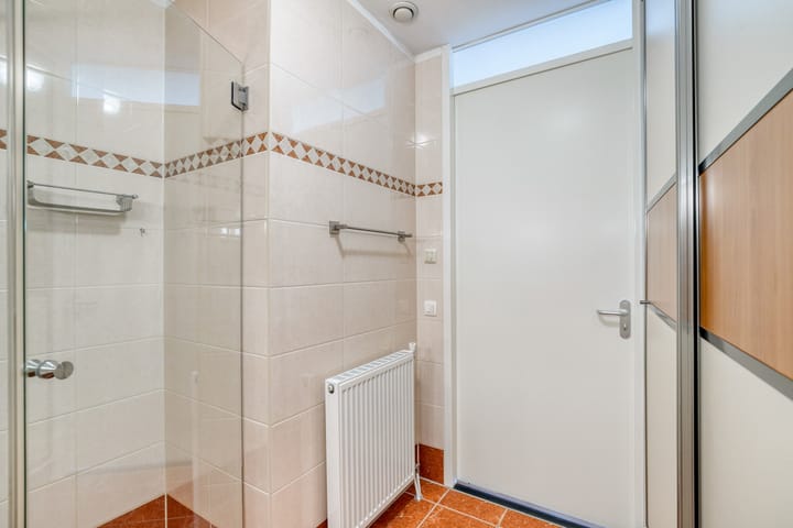 Photo 29 of Tamarixplantsoen 235