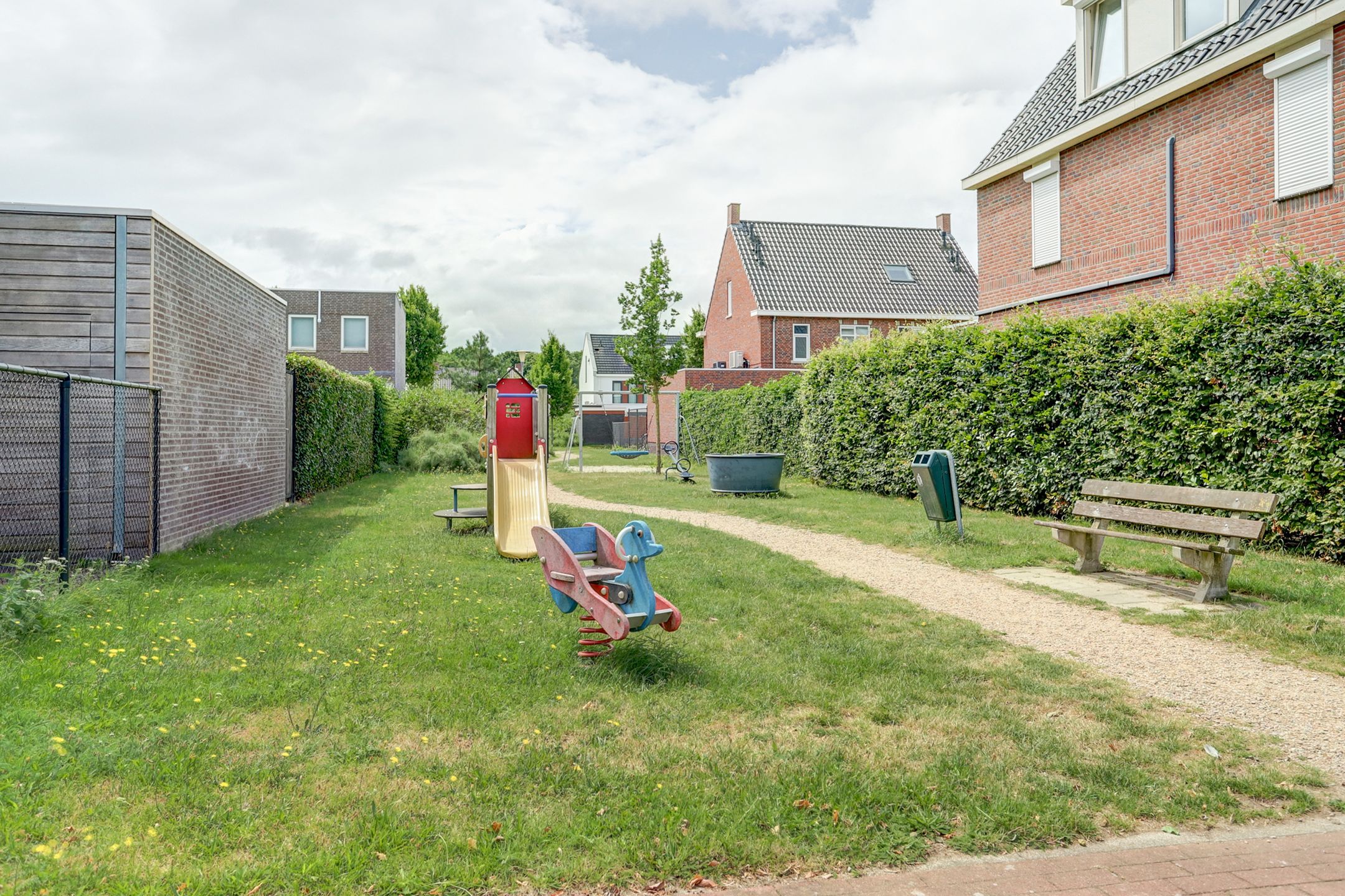 Foto 36 van Sperwerstraat 4