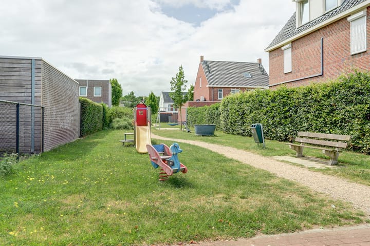 Foto 36 van Sperwerstraat 4