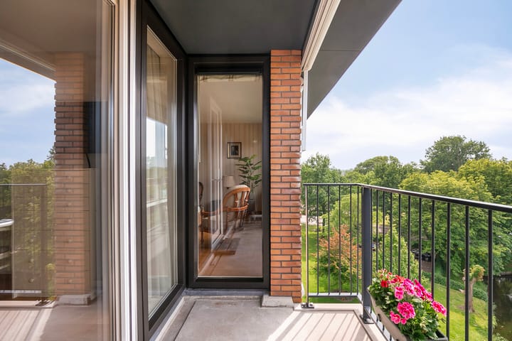 Photo 23 of Tamarixplantsoen 235