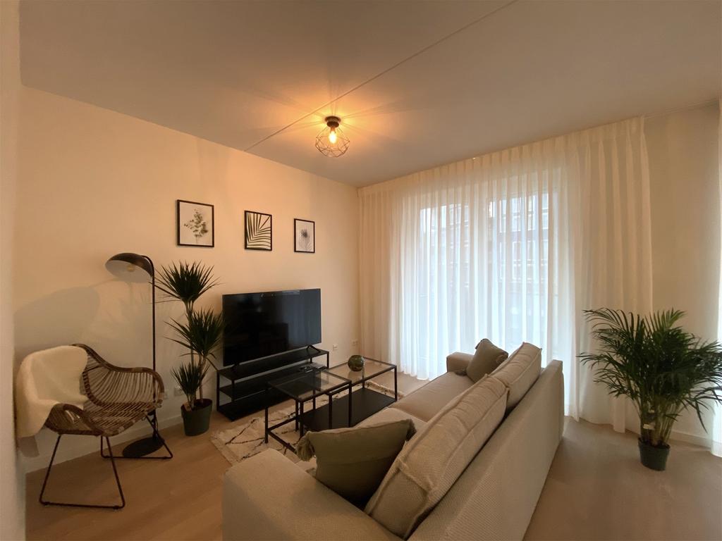 Foto 6 van Carel Willinkgracht 205