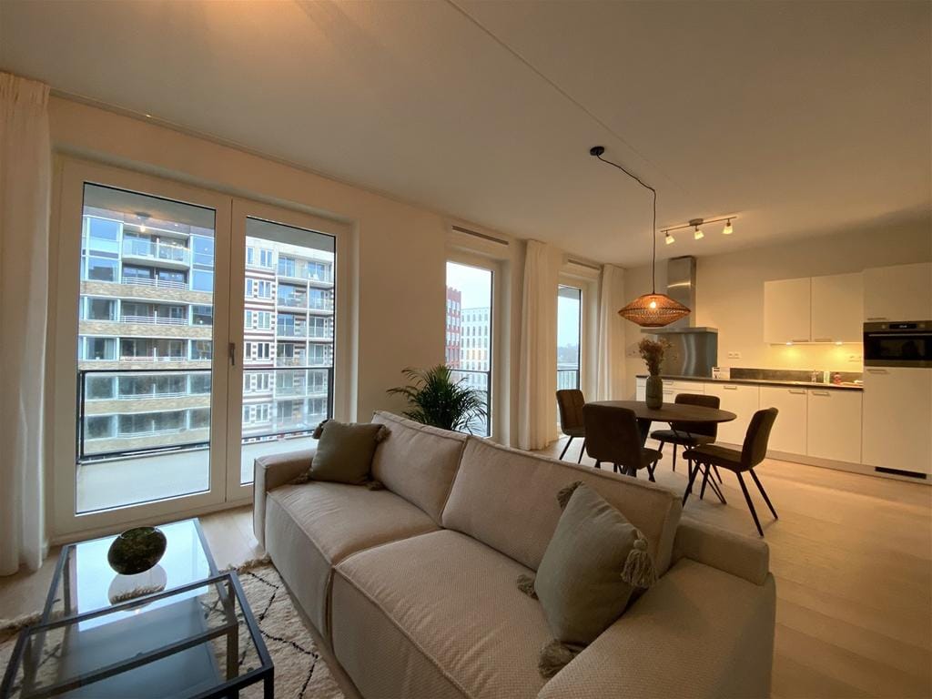 Foto 7 van Carel Willinkgracht 205