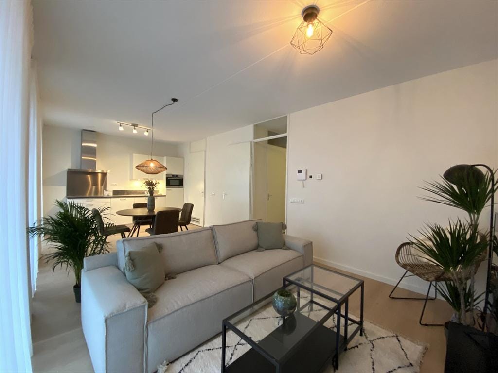 Foto 8 van Carel Willinkgracht 205