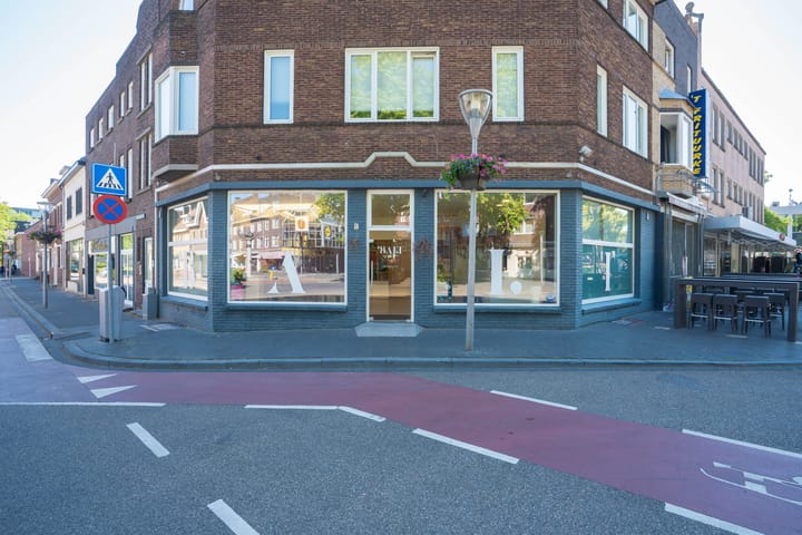 Markt 48, Geleen