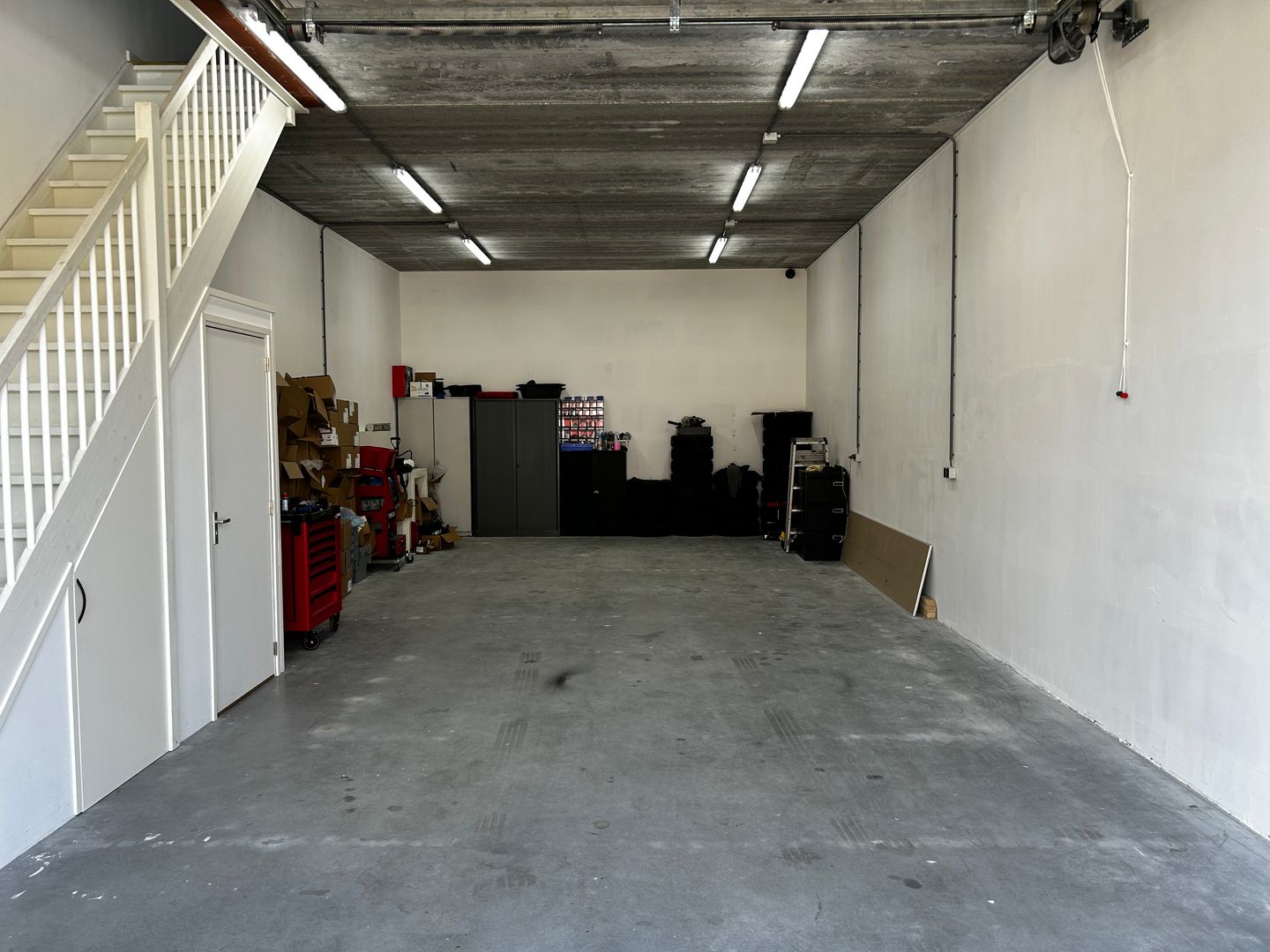 View photo 5 of Newtonstraat 64