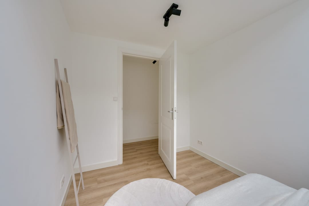 Photo 26 of Dubbele buurt 15-F