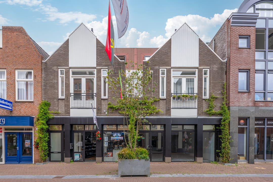 Photo 31 of Dubbele buurt 15-F