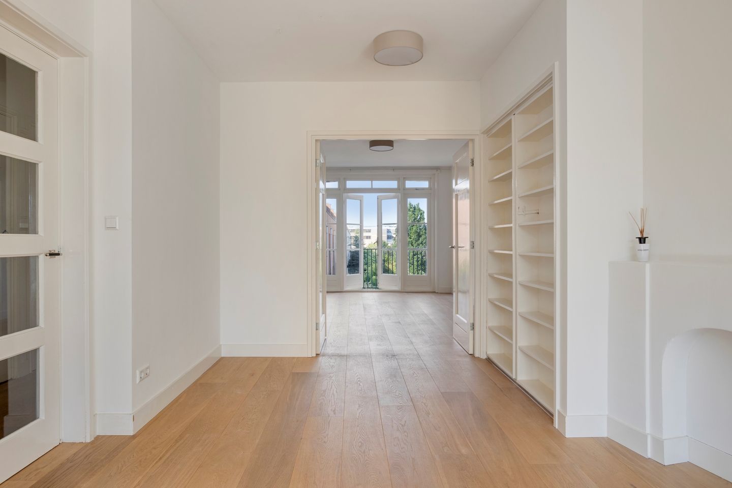 Foto 14 van Johan van Oldenbarneveltlaan 14-B