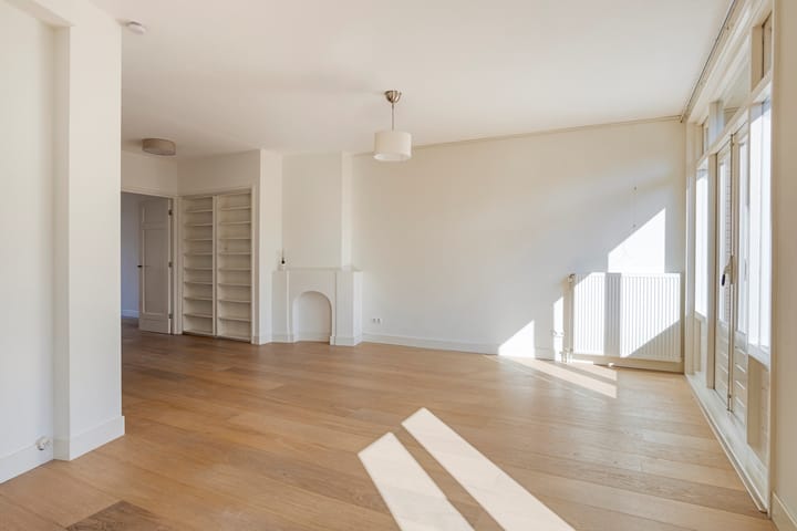 Foto 13 van Johan van Oldenbarneveltlaan 14-B