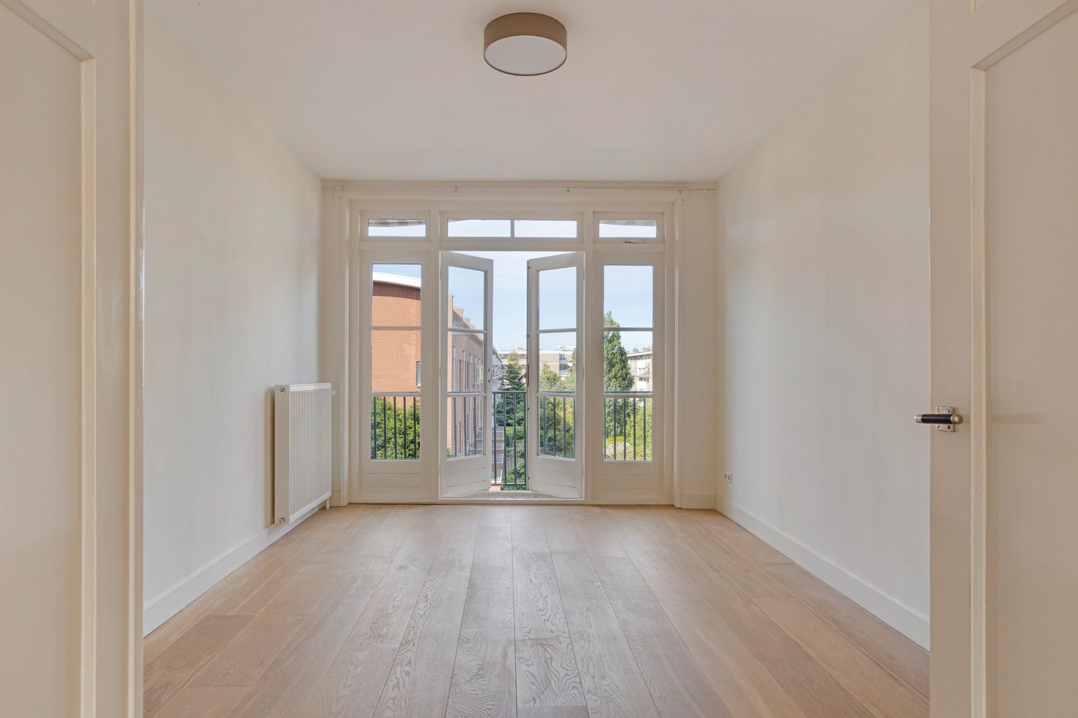 Foto 15 van Johan van Oldenbarneveltlaan 14-B