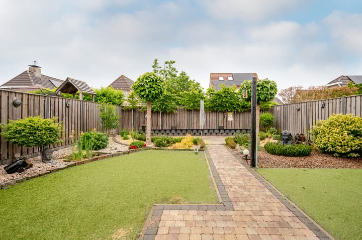 Photo 47 of Langstraat 10