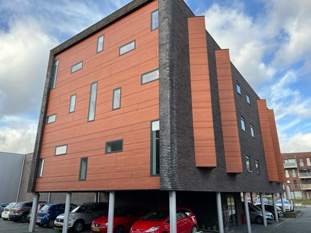 View photo 2 of Nieuwe Aamsestraat 84