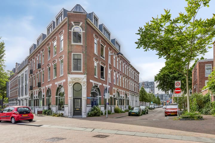 Foto 25 van Tolhuisstraat 8-A