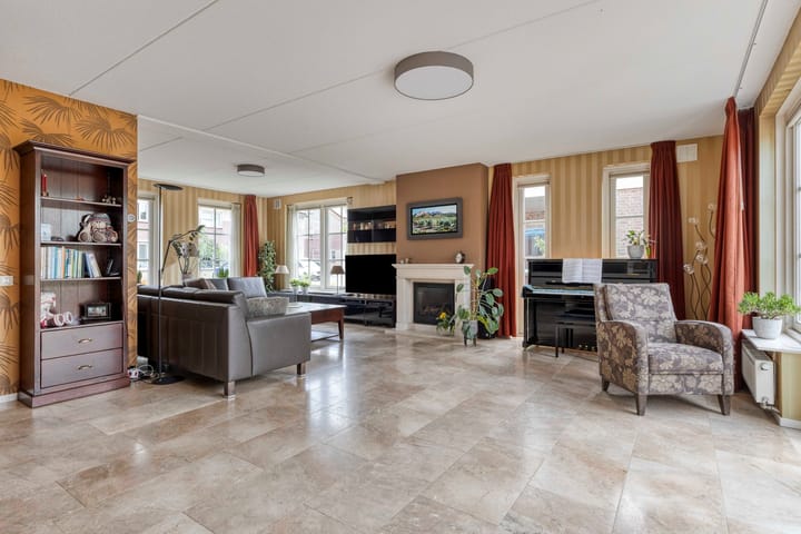 Foto 8 van Haarspit 55