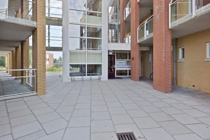 Photo 5 of Schotbalk 25