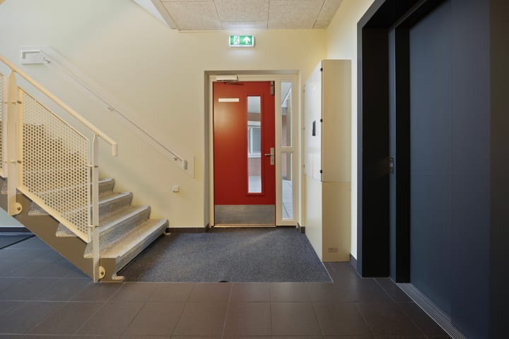 Photo 7 of Schotbalk 25