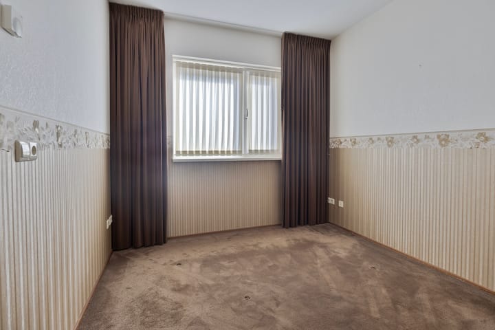 Photo 11 of Schotbalk 25