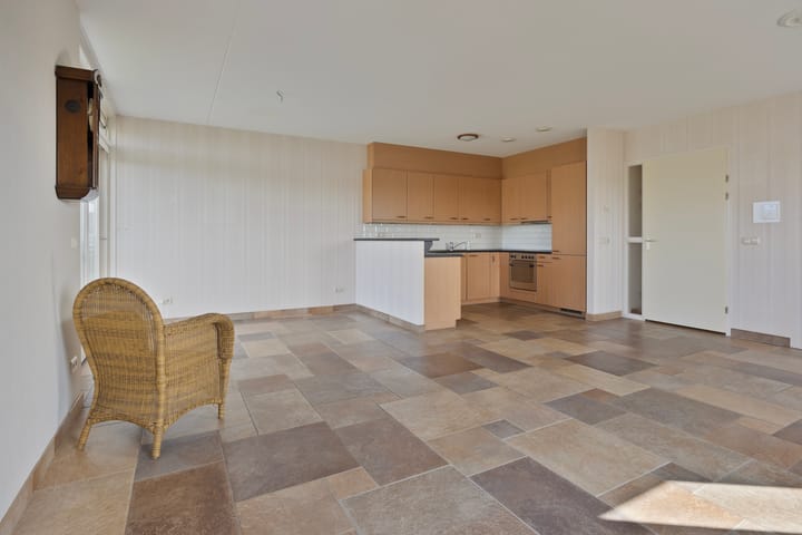 Photo 16 of Schotbalk 25