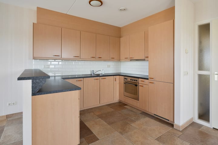 Photo 18 of Schotbalk 25