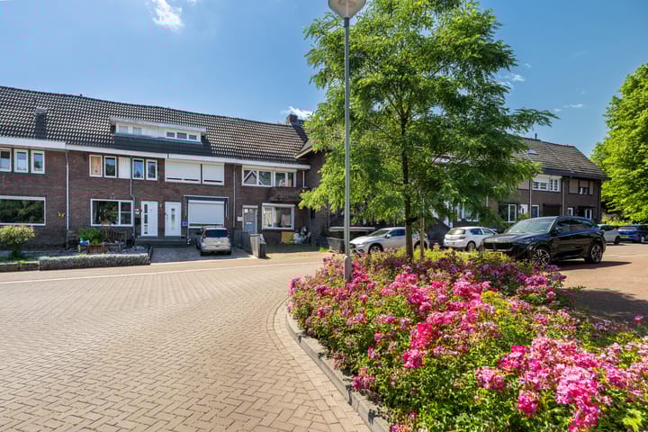 Photo 18 of Mgr.Nolensplein 35